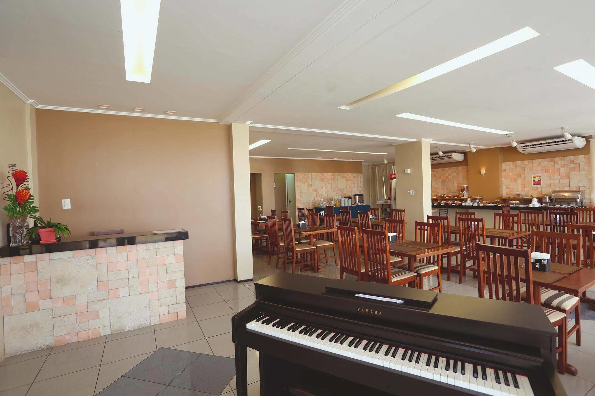 Litorânea Praia Hotel São Luís Extérieur photo